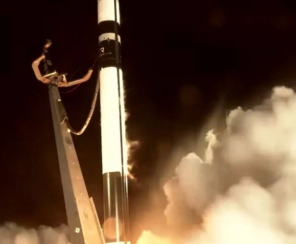 नासा ने लॉन्च किया पहला छोटा जलवायु उपग्रह