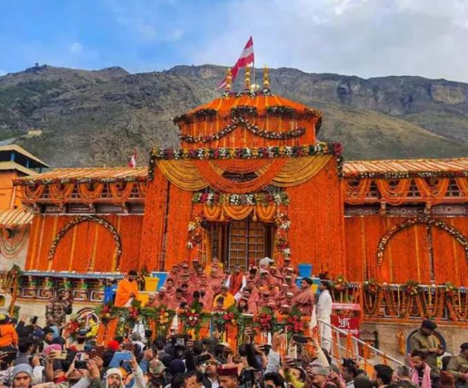 बदरीनाथ धाम में बिजली सप्लाई ठप