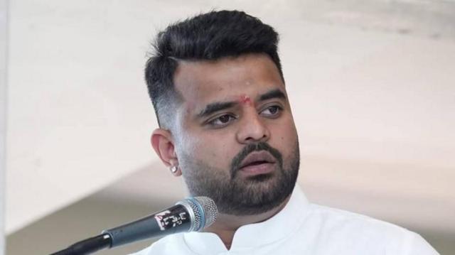 प्रज्ज्वल रेवन्ना ने म्यूनिख से बंगलूरू वापिसी का टिकेट किया बुक