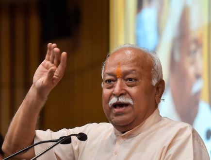 बात करने से कुछ नहीं होता, RSS ठोस कदम उठाए: संजय सिंह