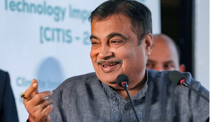 जानें किस चीज पर टैक्स के खिलाफ गडकरी