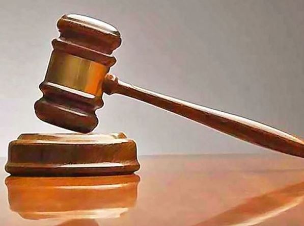 गीतांजलि समूह के पूर्व अधिकारी के खिलाफ वारंट पर लगी रोक