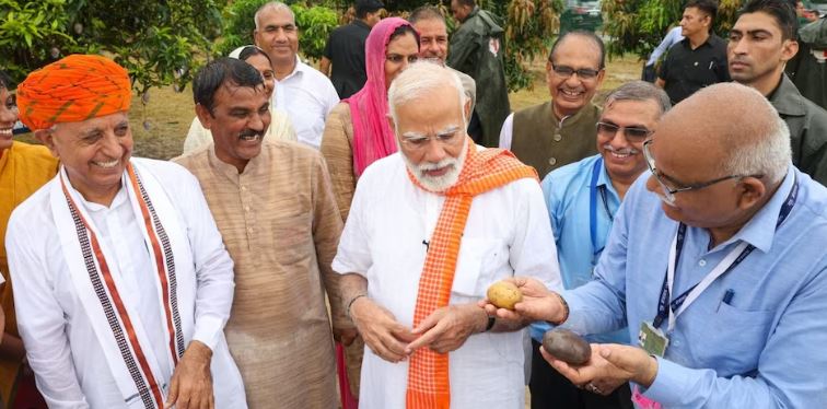 प्राकृतिक खेती से हो रहा है फायदा : PM मोदी