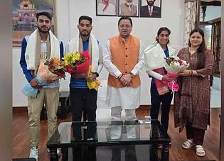 पेरिस ओलंपिक से लाैटे सूरज पंवार, अंकिता ध्यानी और परमजीत