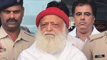 आजीवन सजा काट रहे आसाराम को दिल संबधी बीमारी के इलाज के लिए मुंबई लाया गया