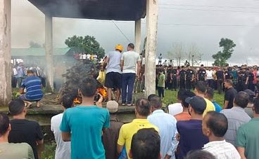 सैन्य सम्मान के साथ हुआ जम्मू कश्मीर में बलिदान हुए जवान दीपेंद्र का अंतिम संस्कार