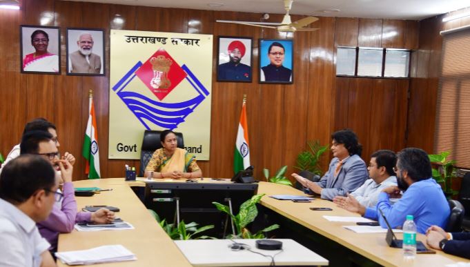 राज्य सरकार के कर्मचारियों को कारपोरेट सैलरी पैकेज की मिलेगी सुविधा