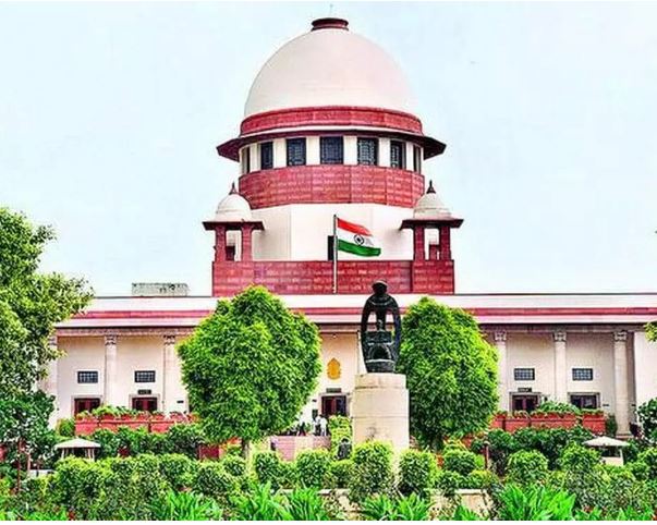 वासी श्रमिकों के लिए राशन कार्ड पर 2021 के फैसले के अनुपालन के बारे में बताए सरकार