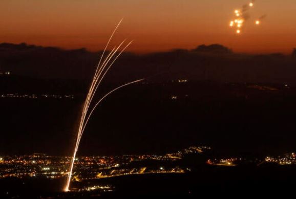 हिजबुल्ला ने इस्राइल पर दागे 50 से ज्यादा रॉकेट