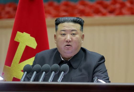 किम जोंग ने दी परमाणु हथियारों के इस्तेमाल की धमकी
