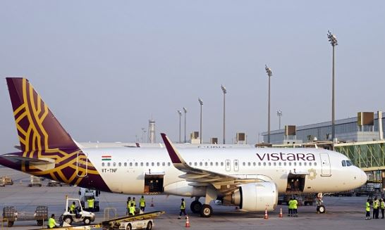 देहरादून एयरपोर्ट पर विमान के अंदर बम मिलने की सूचना से हड़कंप