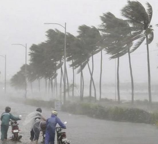 बंगाल की खाड़ी में बना दबाव चक्रवाती तूफान में तब्दील हुआ