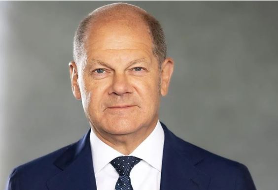 जर्मन चांसलर शोल्ज ने संसद में विश्वास मत खोया