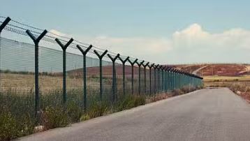 भारत-म्यांमार सीमा पर बाड़ लगाने का काम तेज