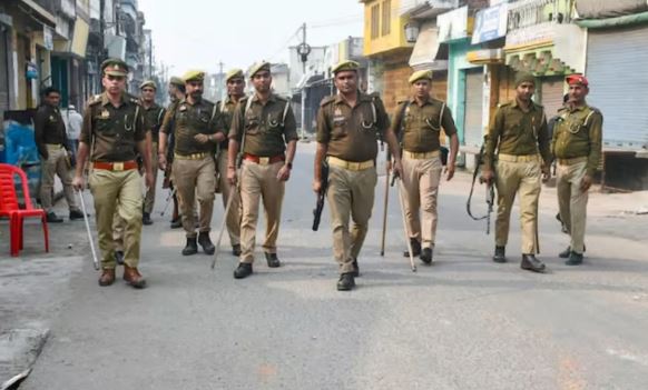 श्रीनगर-बारामूला हाइवे पर मिला संदिग्ध बैग