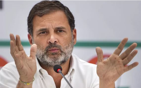 आंगनवाड़ी कार्यकर्ताओं से मिले राहुल