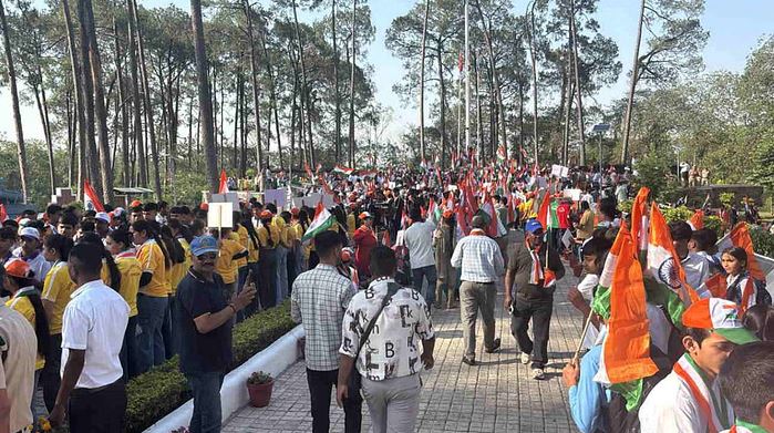 भाजपा ने निकाली तिरंगा शौर्य यात्रा