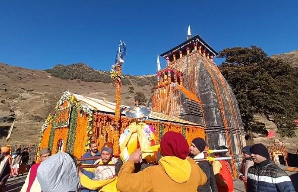 द्वितीय केदार मद्महेश्वर ने किया धाम के लिए किया प्रस्थान, कपाट खोलने की प्रक्रिया शुरू