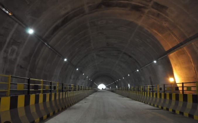 ओपन टनल में यात्रियों को चित्रों से मिलेगी मंदिरों की जानकारी