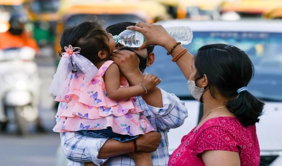 दिल्ली से राजस्थान तक भीषण गर्मी से हाल बेहाल, कई राज्यों के लिए अलर्ट जारी