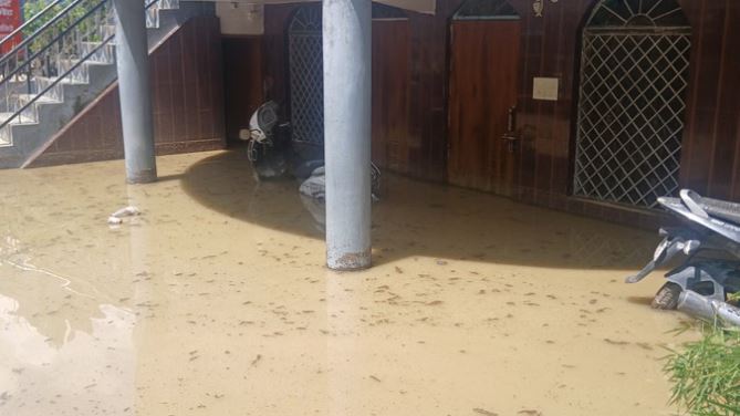 उत्तरकाशी में फिर बरसी आसमानी आफत उत्तरकाशी में फिर बरसी आसमानी आफत