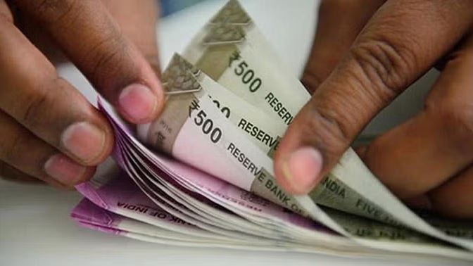 शिक्षकों को बड़ी राहत, वसूली की रकम लौटाएगी सरकार