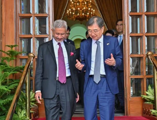 भारत-दक्षिण कोरिया रक्षा, तकनीक और व्यापार में मिलकर करेंगे काम