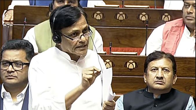 पश्चिम बंगाल–बांग्लादेश सीमा पर 1,647 किमी पर लगी बाड़, शेष हिस्से पर काम जारी