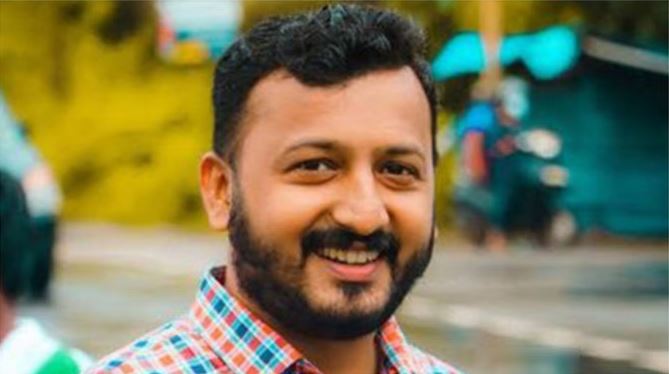 सोशल मीडिया पर महिलाओं से छेड़छाड़ के आरोप में पलक्कड़ विधायक राहुल ममकूटाथिल पर केस दर्ज, कांग्रेस से निलंबन के बाद बढ़ीं मुश्किलें