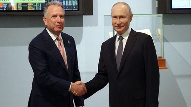 शांति वार्ता से पहले पुतिन से मिले ट्रंप के दूत विटकॉफ, अगले सप्ताह हो सकती है ट्रंप-पुतिन बैठक शांति वार्ता से पहले पुतिन से मिले ट्रंप के दूत विटकॉफ, अगले सप्ताह हो सकती है ट्रंप-पुतिन बैठक