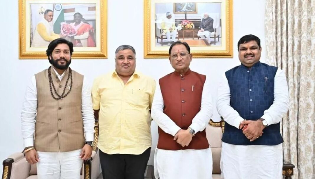 छत्तीसगढ़ में मंत्रिमंडल विस्तार, 3 नए विधायक बने मंत्री – राज्य के इतिहास में पहली बार 14 सदस्यीय कैबिनेट छत्तीसगढ़ में मंत्रिमंडल विस्तार, 3 नए विधायक बने मंत्री – राज्य के इतिहास में पहली बार 14 सदस्यीय कैबिनेट