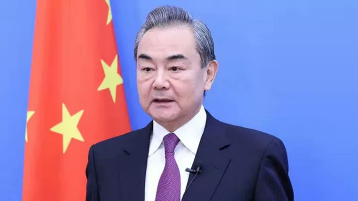 ट्रंप का टैरिफ बम होगा फुस्स! भारत ने डिप्लोमेसी को किया रीसेट, नई रणनीति बनाने दिल्ली आ रहे चीनी विदेश मंत्री