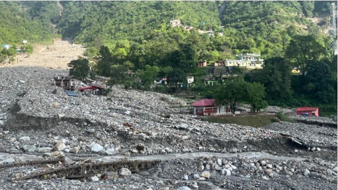 देहरादून आपदा: तीन और शव मिले, मृतकों की संख्या 30 पहुंची; 10 लापता लोगों की तलाश जारी