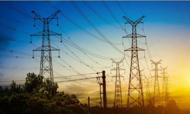 अब बैटरी में जमा होगी बिजली, जनता की जेब रहेगी सुरक्षित – UPCL को भी बड़ी राहत अब बैटरी में जमा होगी बिजली, जनता की जेब रहेगी सुरक्षित – UPCL को भी बड़ी राहत