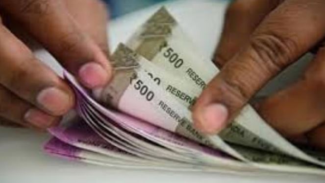 निगम-निकायों और स्वायत्तशासी संस्थाओं के कर्मचारियों को 11% महंगाई भत्ता, एक जनवरी से मिलेगा लाभ निगम-निकायों और स्वायत्तशासी संस्थाओं के कर्मचारियों को 11% महंगाई भत्ता, एक जनवरी से मिलेगा लाभ