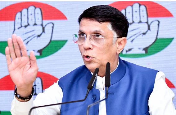 ‘वैचारिक लड़ाई हारने वाले राहुल को चुप कराने की रच रहे साजिश’, कांग्रेस ने BJP-RSS पर साधा निशाना ‘वैचारिक लड़ाई हारने वाले राहुल को चुप कराने की रच रहे साजिश’, कांग्रेस ने BJP-RSS पर साधा निशाना