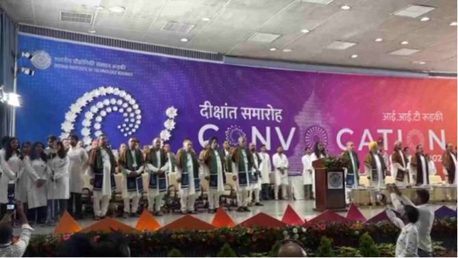 उत्तराखंड: आईआईटी रुड़की का दीक्षांत समारोह संपन्न, केंद्रीय राज्य मंत्री डॉ. जितेंद्र सिंह ने छात्रों को प्रदान की डिग्रियां, नवाचार व स्टार्टअप पर दिया जोर