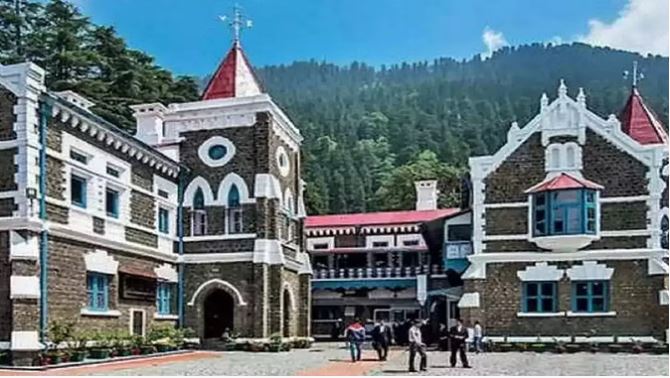 शिक्षकों की पदोन्नति पर हाईकोर्ट सख्त, 22 सितंबर तक वरिष्ठता सूची तैयार कर याचिकाकर्ताओं को दें: राज्य सरकार को आदेश