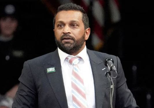 सीनेट की समिति के सामने पेश होंगे एफबीआई प्रमुख, चार्ली की हत्या की जांच सहित कई अहम सवालों का करना होगा सामना