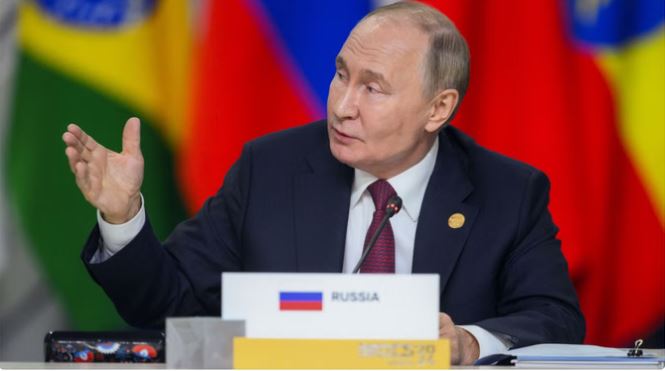 ब्रिटिश खुफिया प्रमुख का दावा: “पुतिन शांति वार्ता के इच्छुक नहीं, दुनिया को बहका रहे हैं”