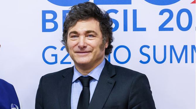 अर्जेंटीना के राष्ट्रपति मिलेई को बड़ा झटका, ब्यूनस आयर्स प्रांत में पार्टी की करारी हार अर्जेंटीना के राष्ट्रपति मिलेई को बड़ा झटका, ब्यूनस आयर्स प्रांत में पार्टी की करारी हार