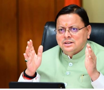 बाल वैज्ञानिकों से मिले मुख्यमंत्री धामी, पीएमश्री जवाहर नवोदय विद्यालय गुप्तकाशी में किया संवाद