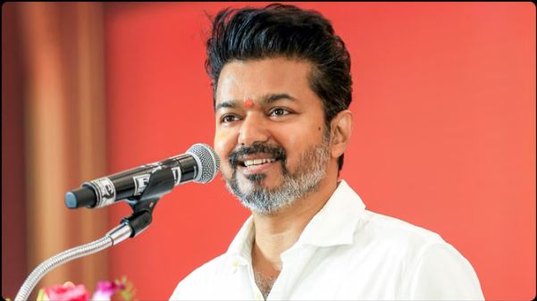 करुर हादसे के बाद थमा ‘विजय रथ’, टीवीके ने दो हफ्तों के लिए रोकीं सभी रैलियां करुर हादसे के बाद थमा ‘विजय रथ’, टीवीके ने दो हफ्तों के लिए रोकीं सभी रैलियां