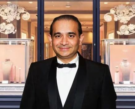 नीरव मोदी को प्रत्यर्पण के बाद सताया डर, कोर्ट में याचिका दाखिल कर लगाई गुहार