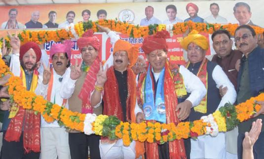 कांग्रेस तैयार, भाजपा मैदान में उसके पैर जमने नहीं देने के मूड में