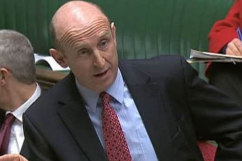 यूके ने रूसी जासूसी जहाज को दी कड़ी चेतावनी