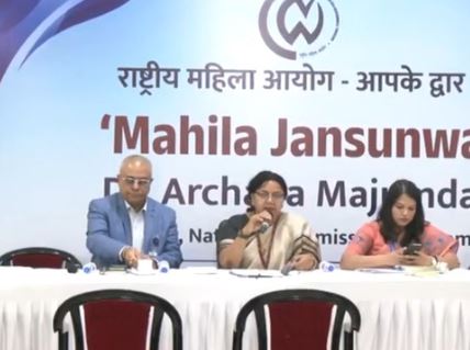 महिला संबंधी शिकायतों में बढ़ोतरी, आयोग ने तेज की कार्रवाई