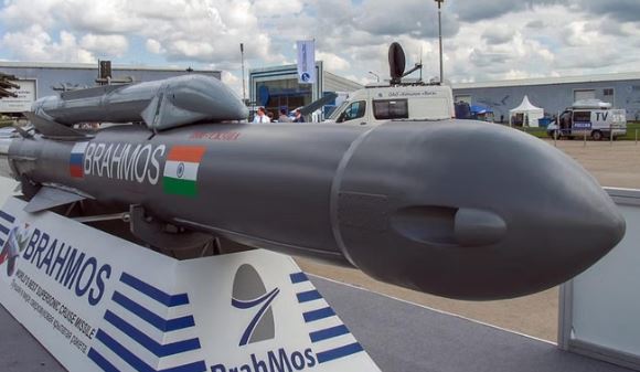 भारत-इंडोनेशिया रक्षा साझेदारी में बड़ा कदम: ब्रह्मोस मिसाइल सौदे पर जल्द हो सकते हैं हस्ताक्षर