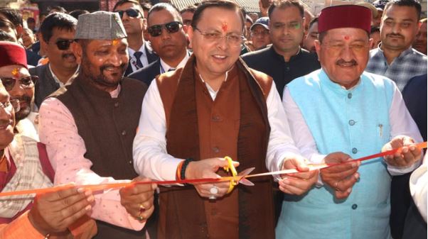 गौचर हवाई पट्टी से जल्द उड़ान भरेगी 18-सीटर विमान सेवा