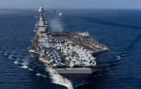 वेनेजुएला की दहलीज पर अमेरिकी युद्धपोत और लड़ाकू विमान